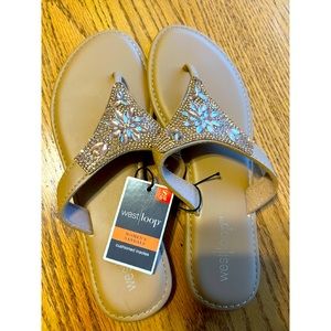 WestLoop Women’s cushioned insole, thong sandals, jeweled, nude color, small5/6